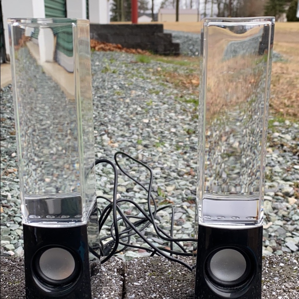 Water speakers